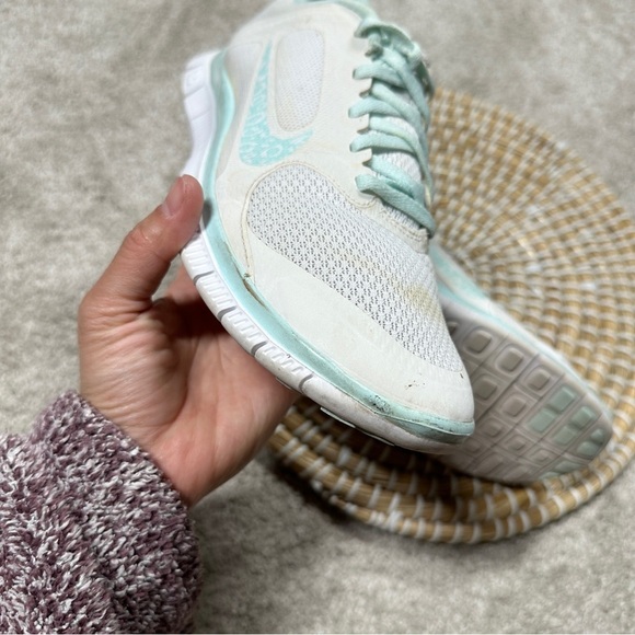 Nike Women’s Free 4.0 V3 Running Shoes Sneakers in White Light Aqua Size 8 - Picture 12 of 16